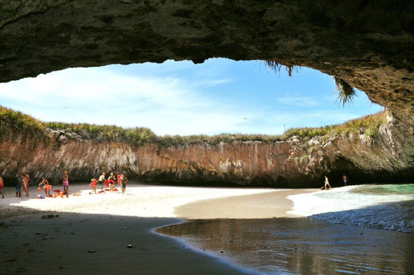 Marietas-Playa-Escondida-Puerto-Vallarta-Tours-Beach-Boy-002