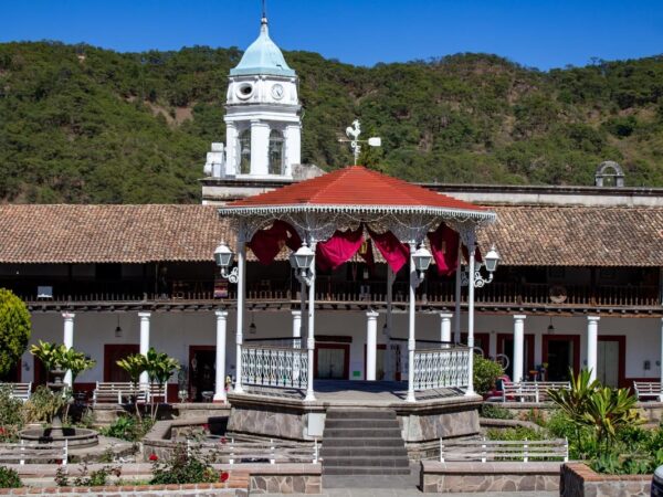 Tour a San Sebastián del Oeste