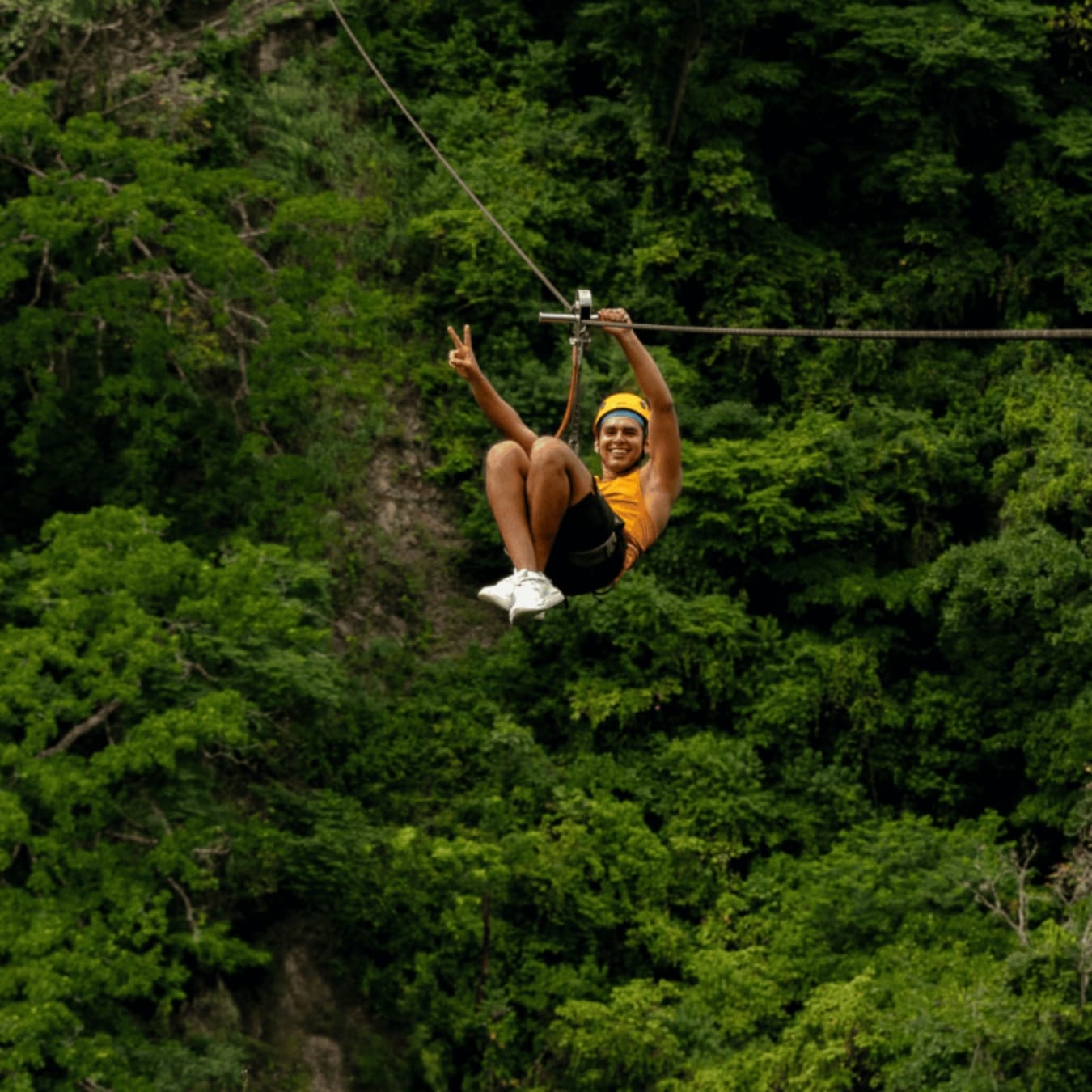 Tour de tirolesas en la sierra madre 